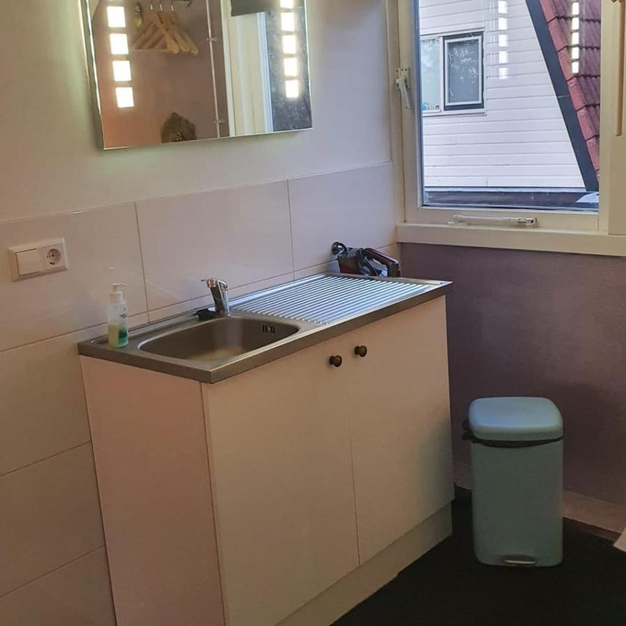 Logeren Op Dijk43 Hotel Broek op Langedijk Kültér fotó